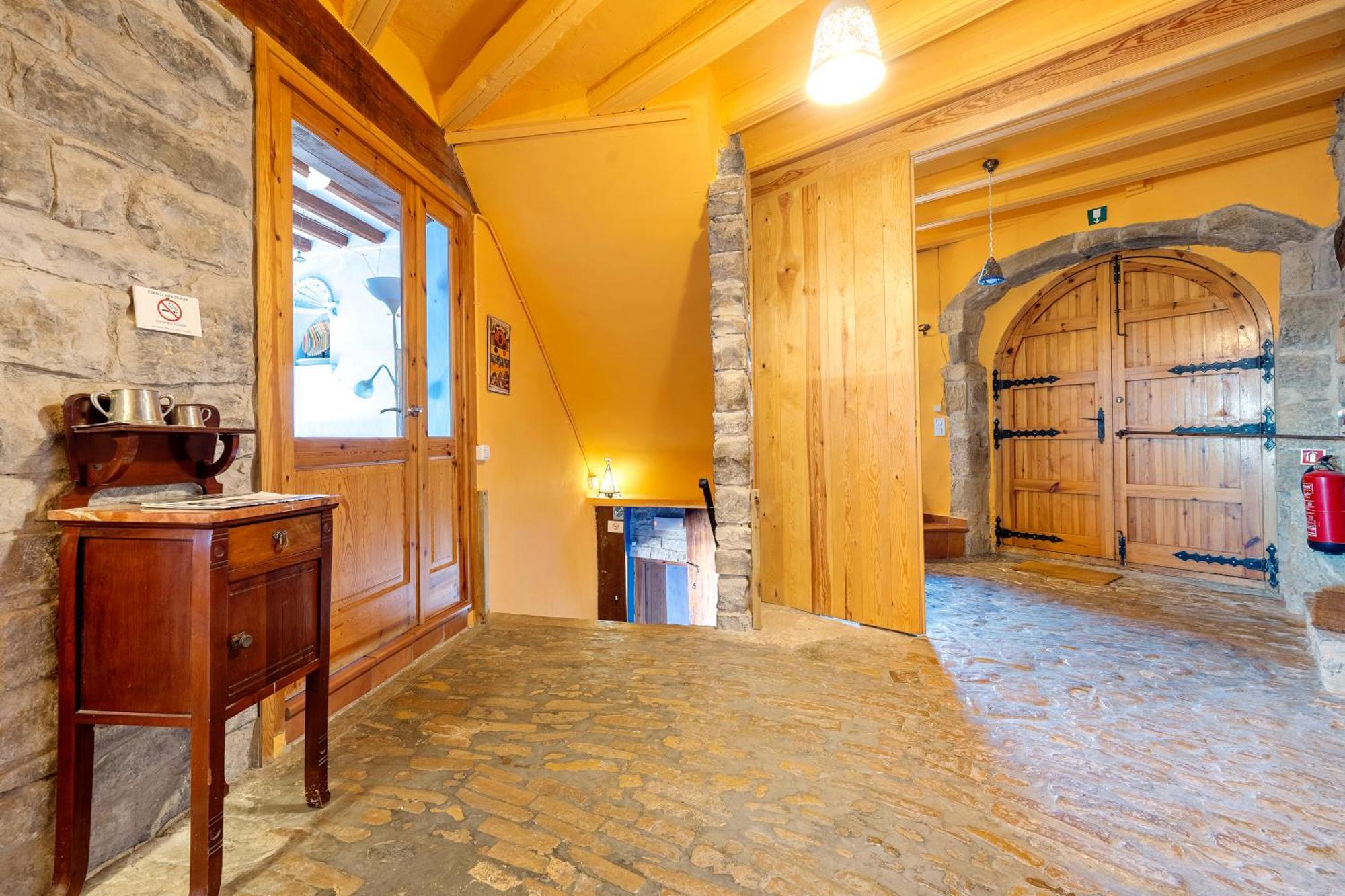 Can Gasol Turisme Rural Guialmons Extérieur photo